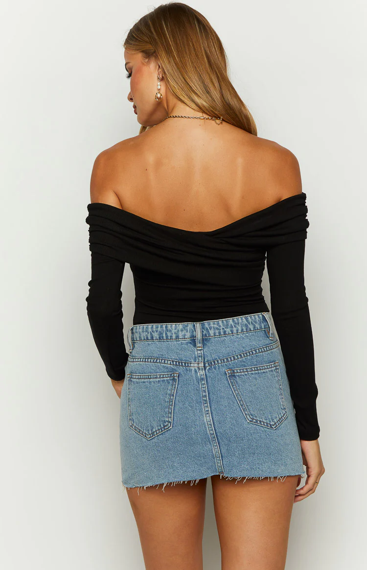 Ari Black Off Shoulder Bodysuit - Image 4