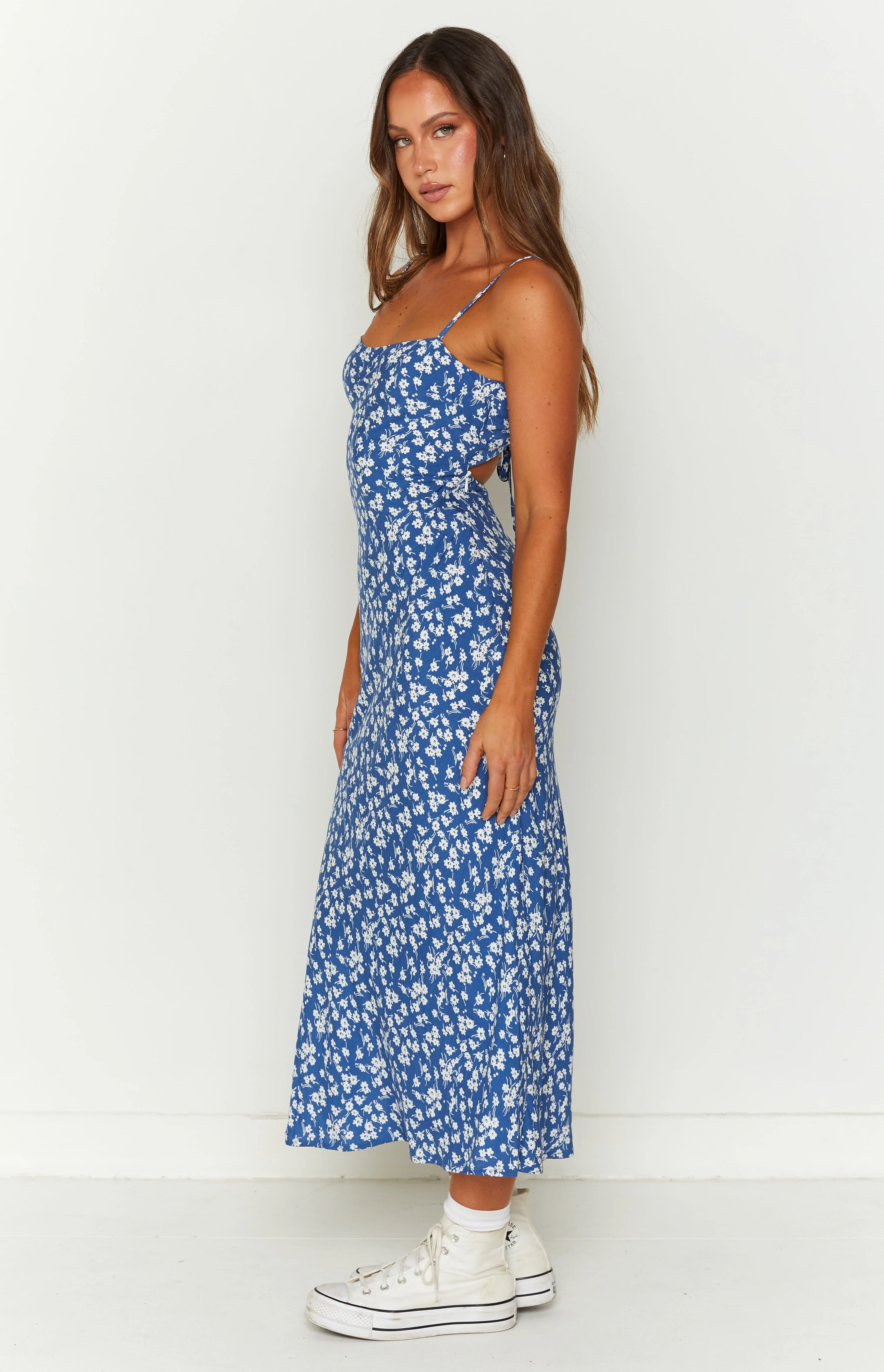 Delphine Blue Floral Midi Dress - Image 4