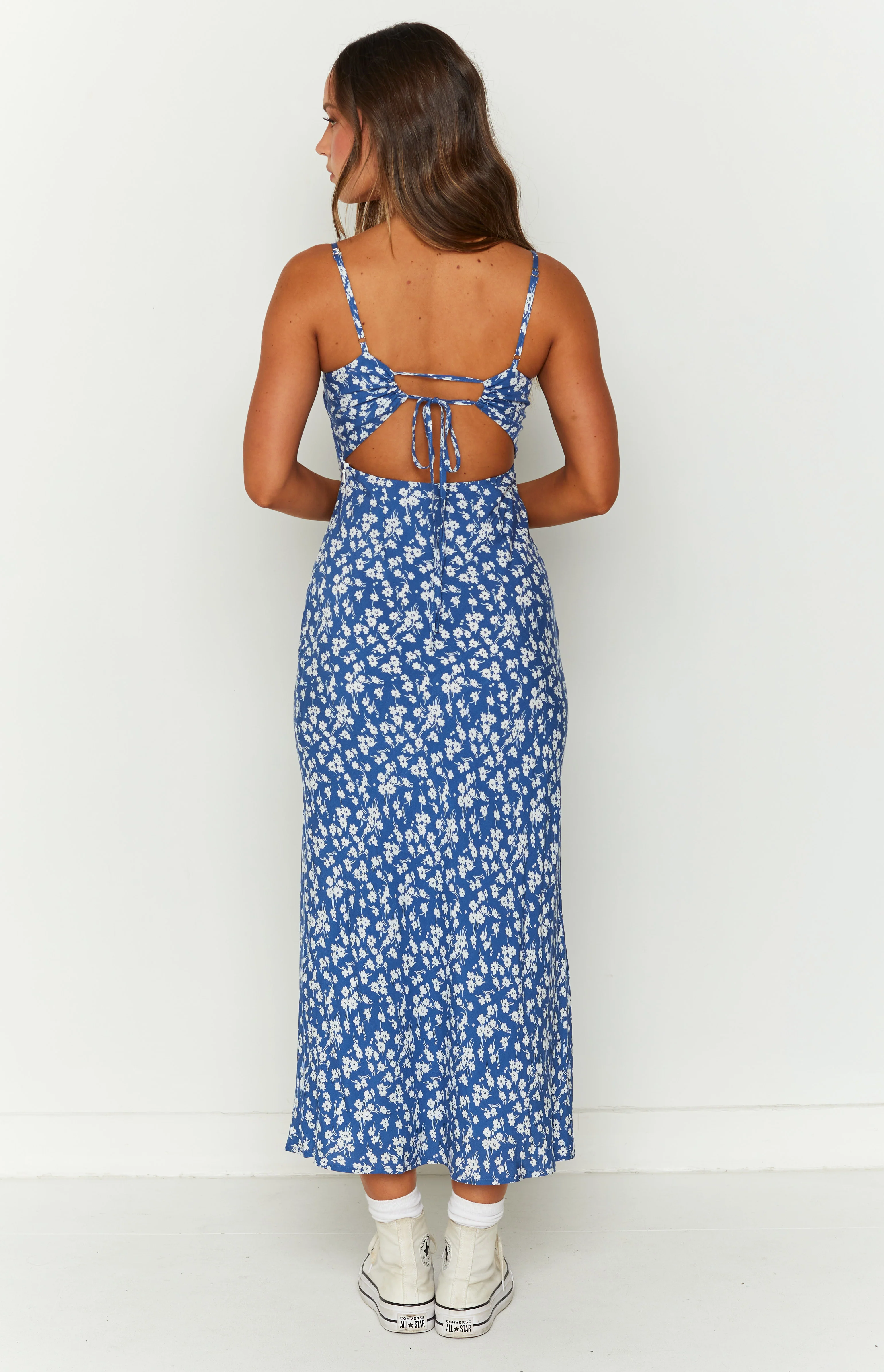 Delphine Blue Floral Midi Dress - Image 5