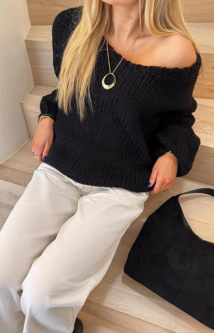 Delvey Black Chunky Knit Sweater - Image 21