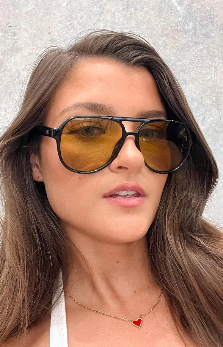 Otra Eyewear Stevie Black Aviator Sunglasses - Image 5