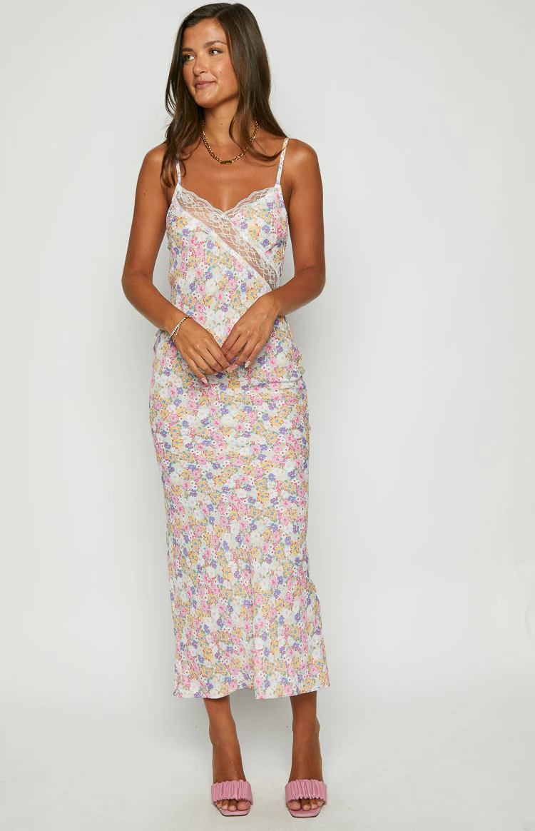 The Exclusive White Floral Lace Maxi Dress - Image 3